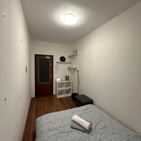 1 Km From Center * 브라티슬라바